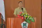 wali-kota-tomohon-jimmy-feidie-eman-347347.jpg