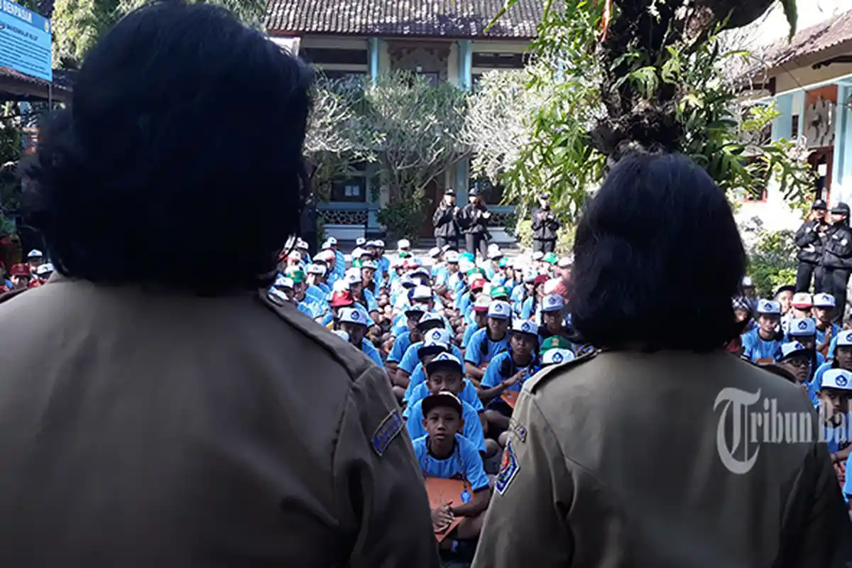 Kemendikbud Larang MPLS Secara Langsung, Nadiem Makarim Akui Pembelajaran Jarak Jauh Belum Optimal