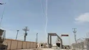 Pertama-Kalinya-usai-4-Bulan-Roket-Hamas-dari-Rafah-Jatuh-di-Tel-Aviv-Ibu-Kota-Israel.jpg