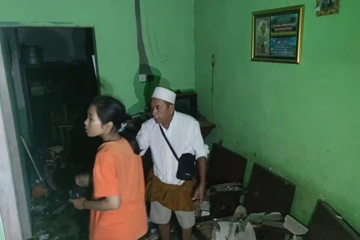 Penghuni Rumah Diduga Tengah Merakit Petasan  di Kamar, Lalu Meledak