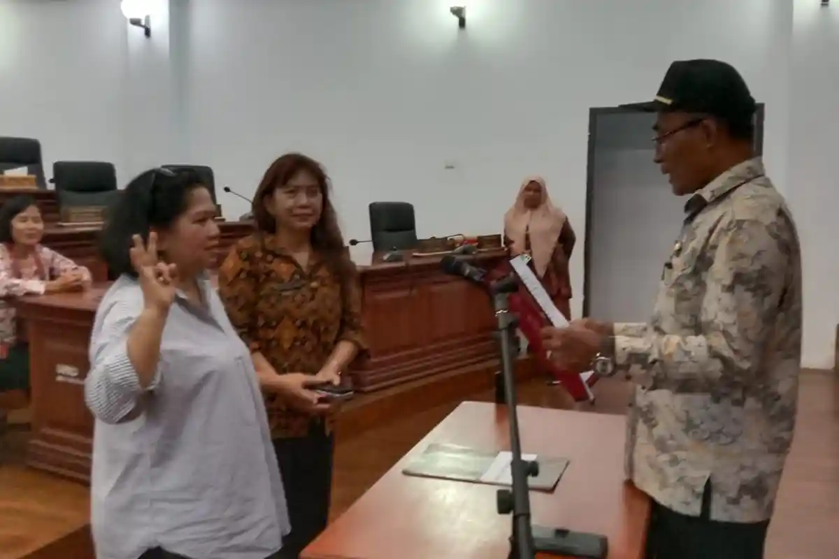 Evivana Rombe Datu Kembali Jabat Wakil Ketua DPRD Tana Toraja 