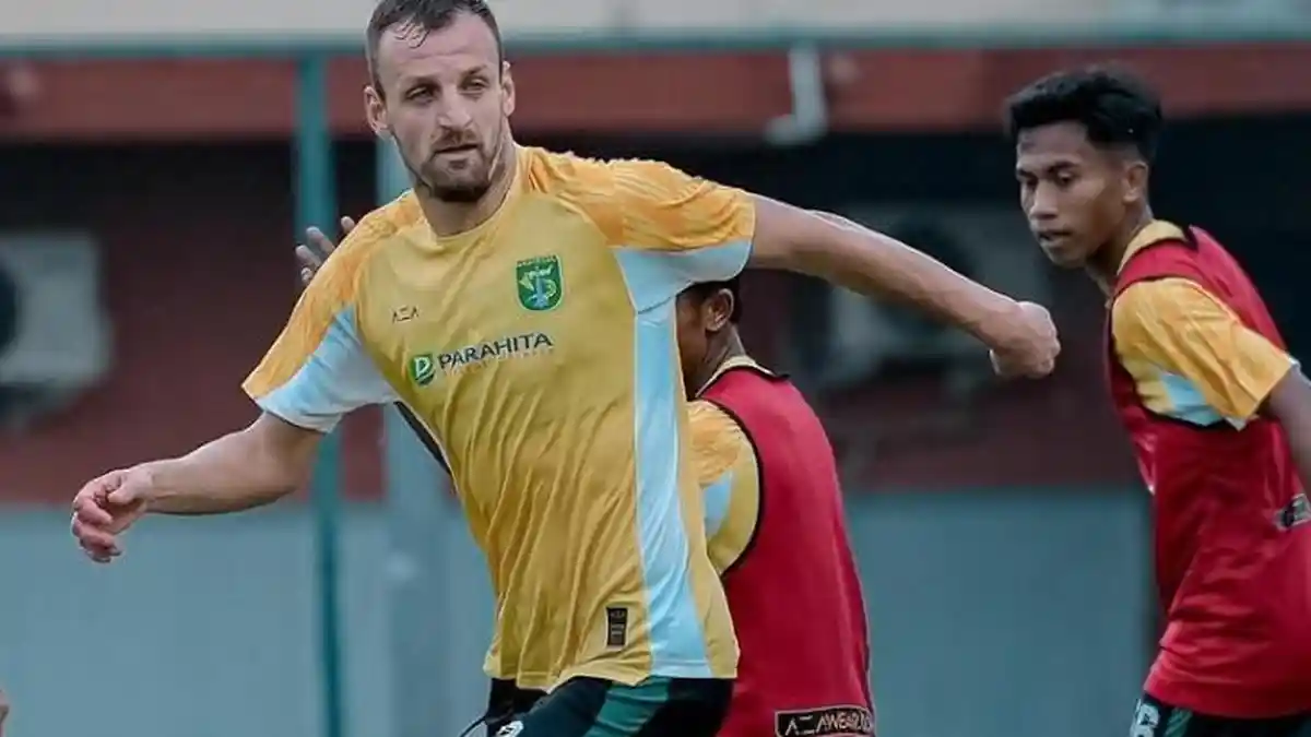 Dime Dimov Usung Target Juara Bersama Persebaya Surabaya