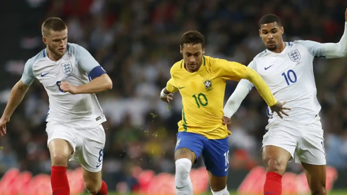 Neymar Sindir Inggris, Timnas Sepak Bola Paling Bertahan Tak Ada Duanya
