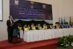 TAU Memwisuda 44 Mahasiswa S1