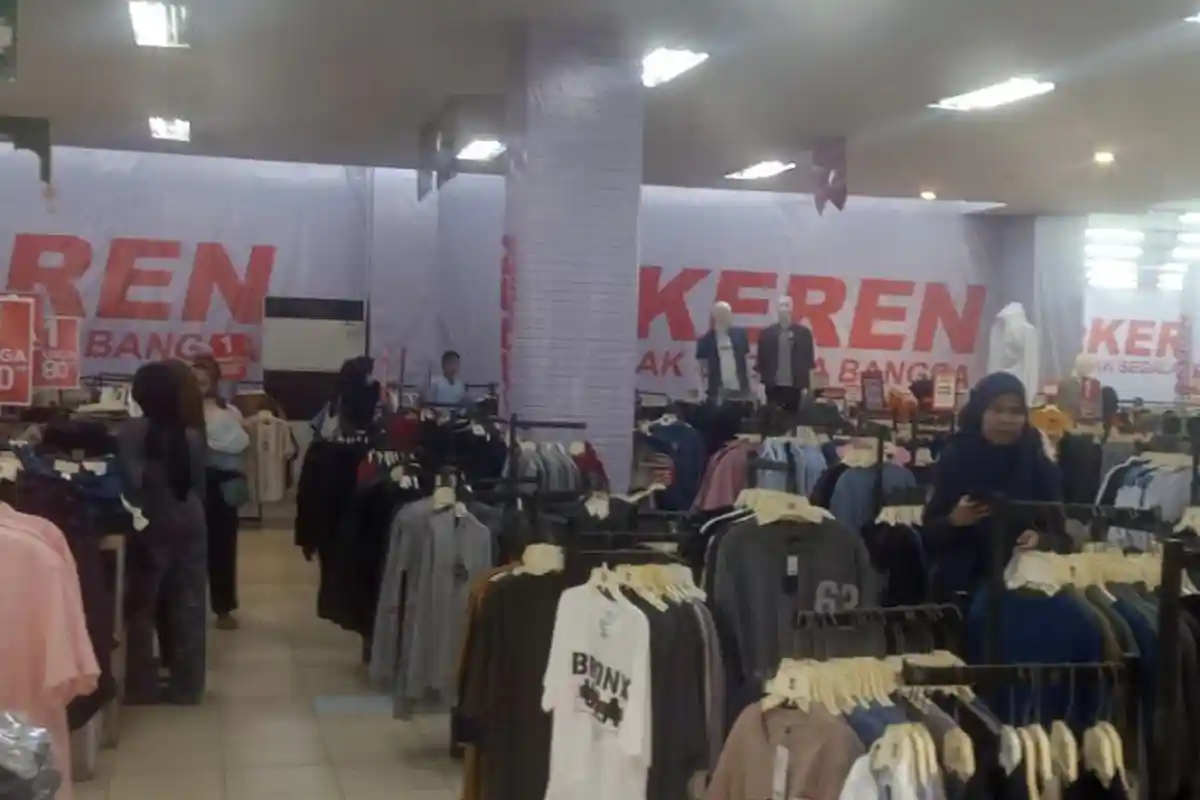 Meski Digelar Banyak Promo hingga H-1 Lebaran, Ramayana Kotabumi Masih Sepi Pengunjung