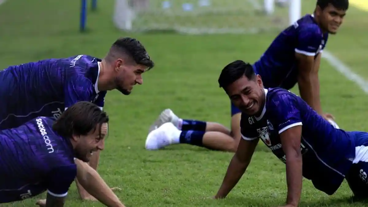 Persib Bandung Dapat Kabar Baik, Para Pemain Sudah Pulih, Tinggal 1 yang Masih Cedera