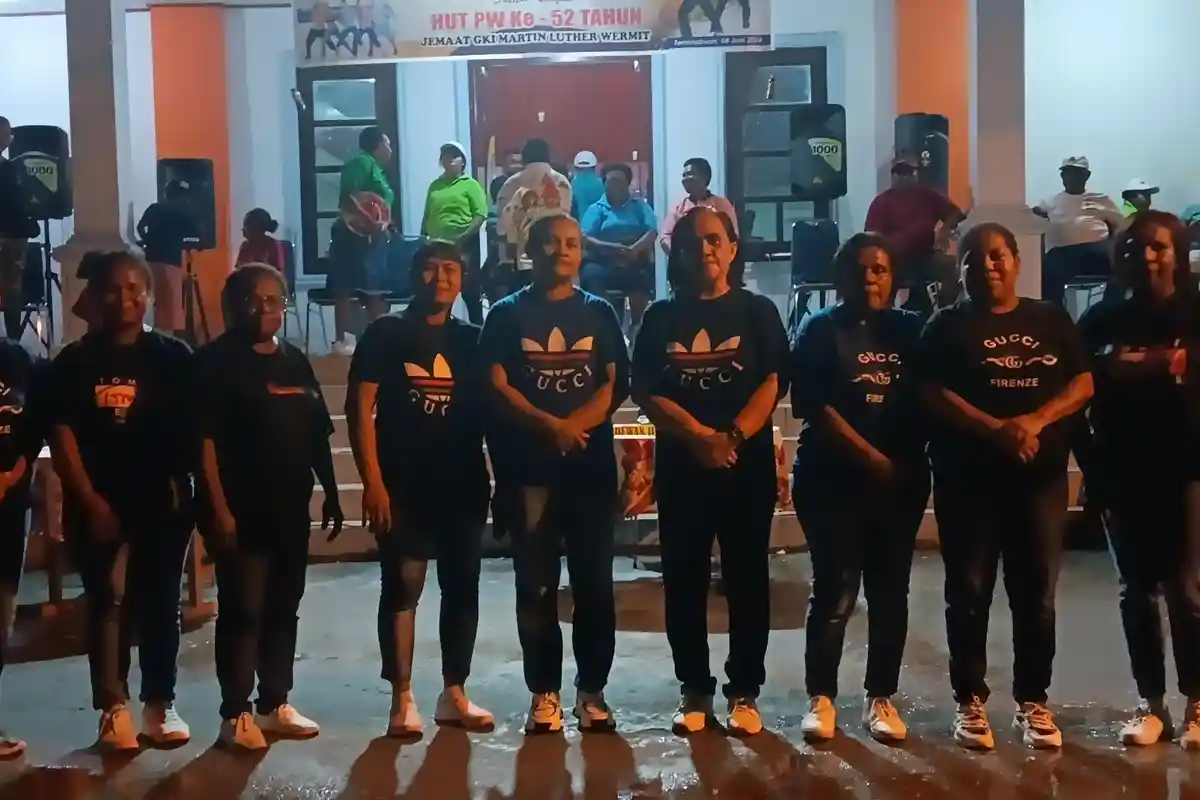 Semarak HUT PW Jemaat Martin Luther Wermit ke-52, Gelar Lomba Poco-poco Rohani