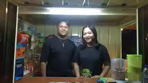 Gilbert-Yosua-Bengu-bersama-Tasya.jpg
