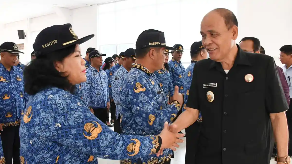 Wakil Bupati Samosir Lantik Pejabat Administrator dan Pengawas