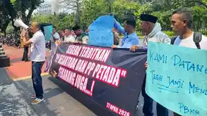 aliansi-masyarakat-Bolmong-Raya-BMR-demo-di-Kemendagri.jpg