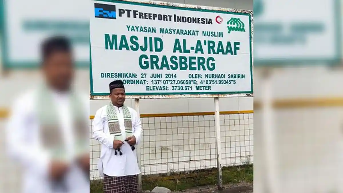 Ustadz Asal Aceh Saiful Rahmad Adam Bersafari di Masjid Freeport Indonesia Selama 10 Hari