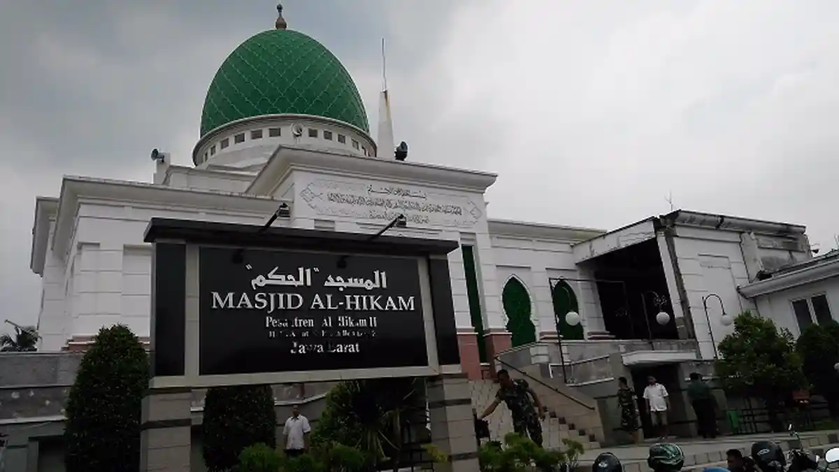 Hasyim Muzadi dan Asal Muasal Nama Pondok Pesantren Al Hikam