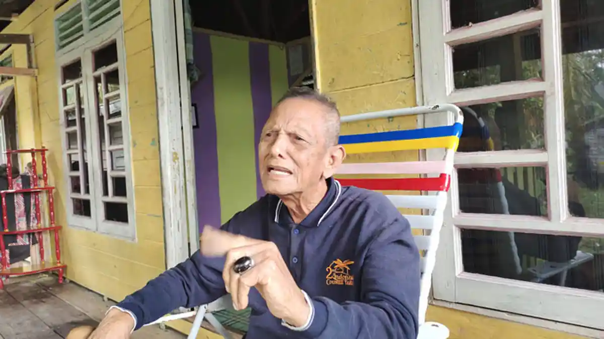 Lahir 17 Agustus 1945, Ini Makna Kemerdekaan bagi Mustafa Warga Suku Laut di Lingga