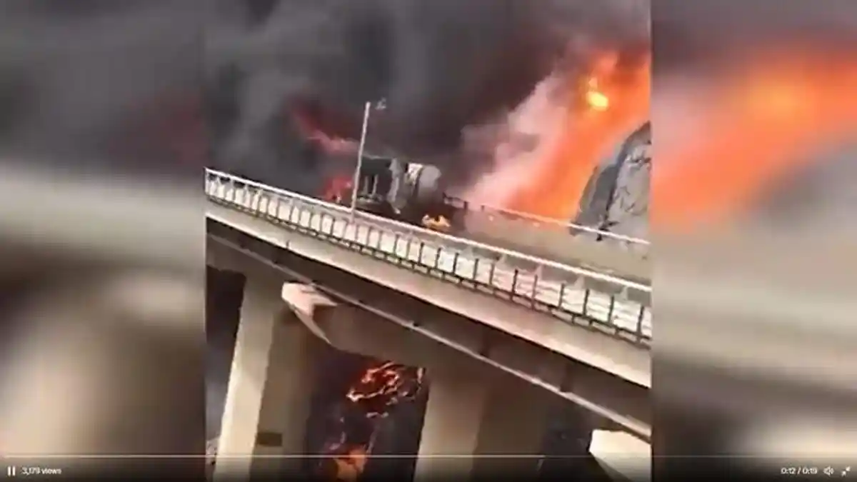 Video Kecelakaan Bus Umroh di Arab Saudi, Kendaraan Terbakar, 20 Orang Tewas