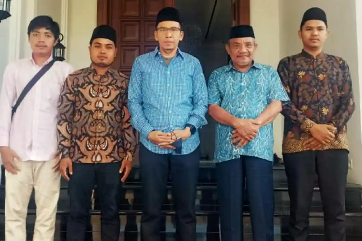 TGB dan Ganjar akan Membuka Kongres HIMMAH NWDI di Yogyakarta