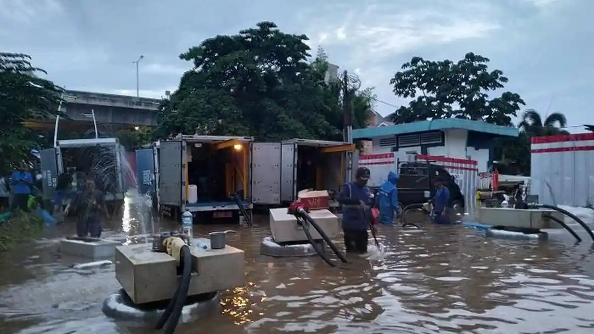 Rumah Bamsoet di Kemang Kebanjiran: Musibah Tak Kenal Status Sosial
