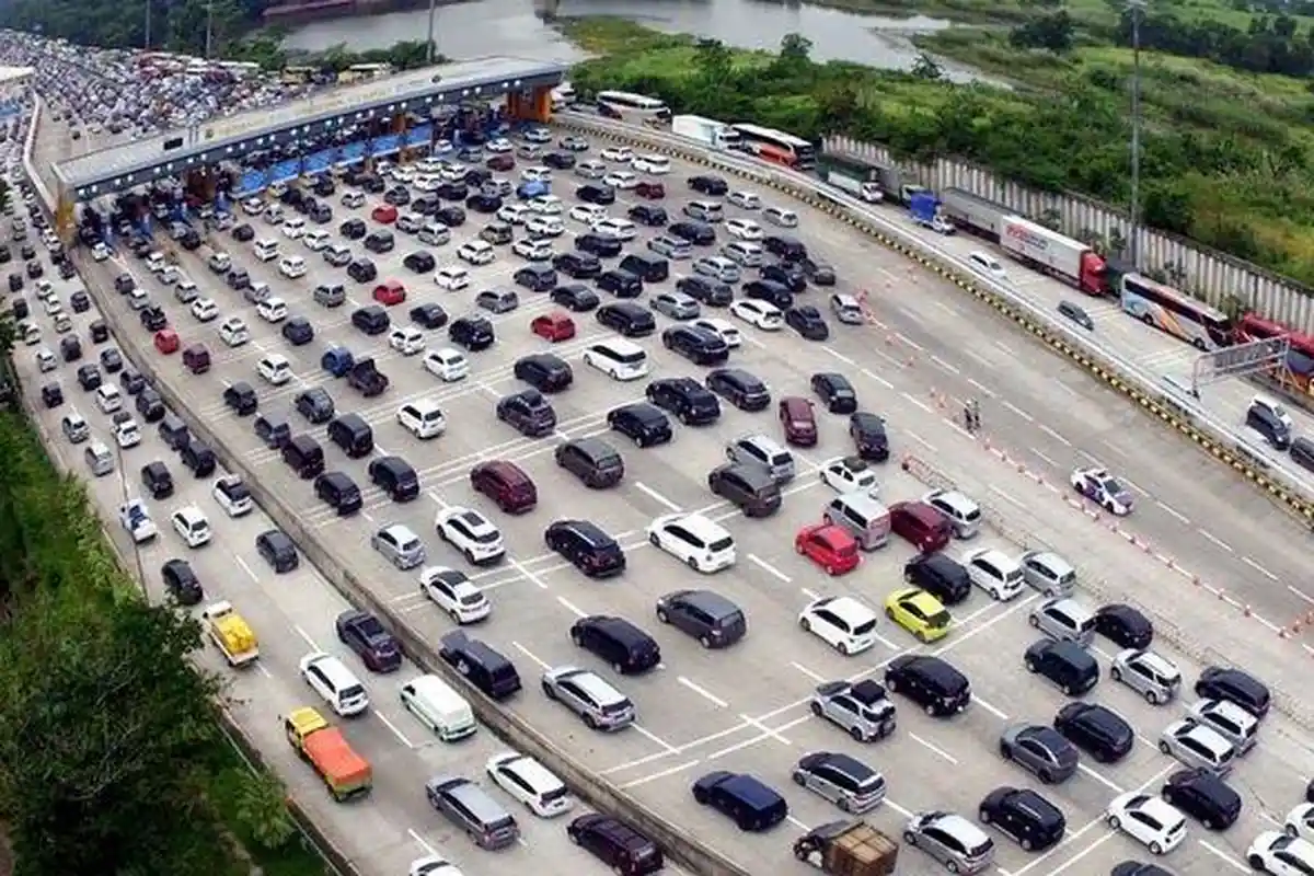 Puncak Arus Balik 6-8 Mei: Menhub Beri Tips Lancar di Perjalanan, Polisi Siapkan Strategi Pengamanan