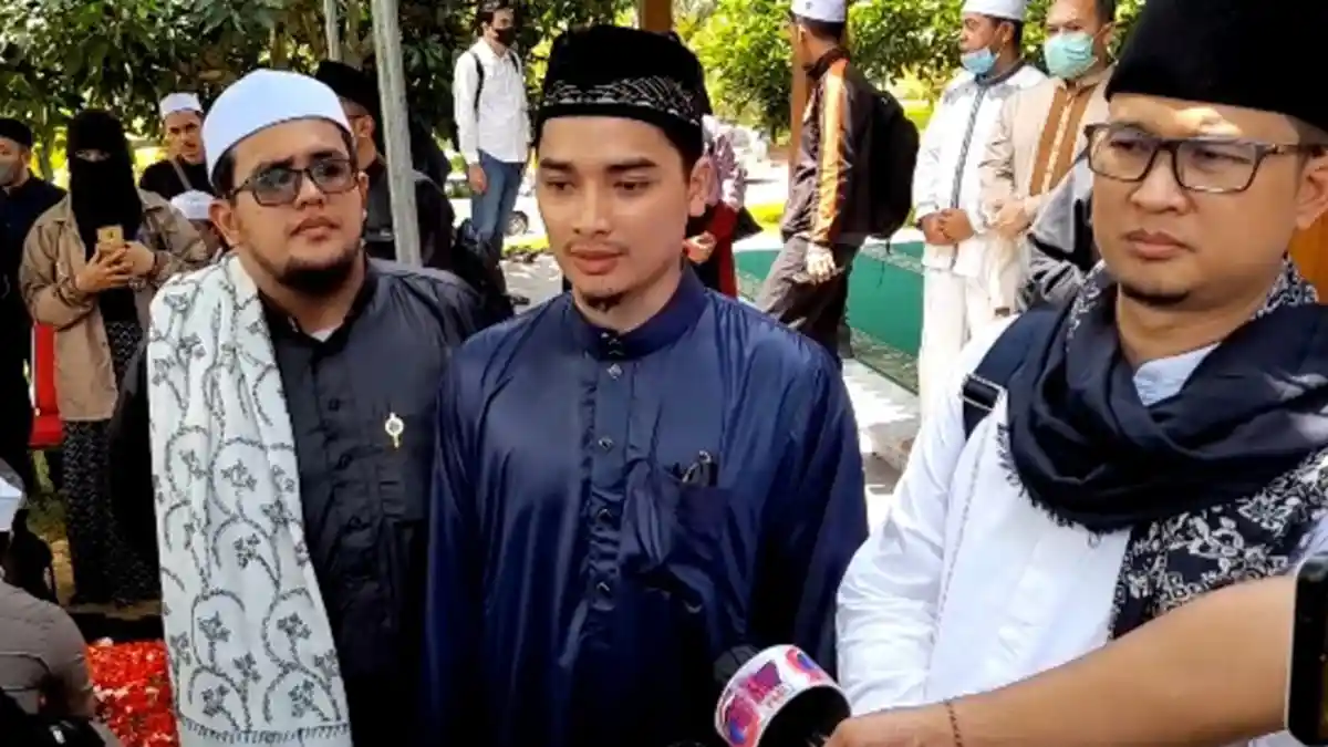 Alvin Faiz : Saya Banyak Ujian, yang Nguatinnya Ameer Azzikra