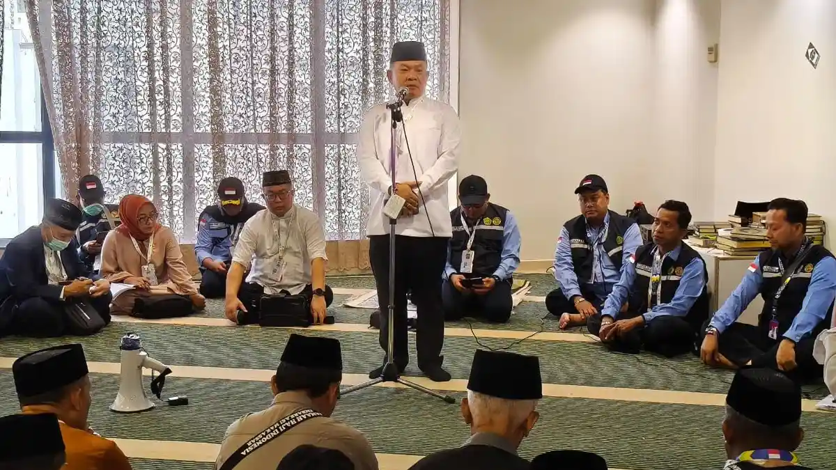 Jenderal Dudung dan Tim Amirulhaj Diskusi dengan Jamaah Jeneponto-Maros dan Sektor 2 Makkah