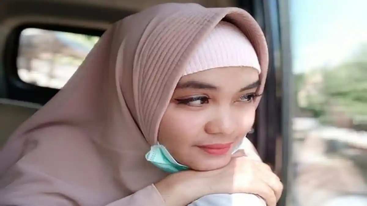 Kisah Janda Muda Cantik, Ingin Pergi Umrah, Rela Jual Rumahnya dan Siap Dipersunting oleh Si Pembeli