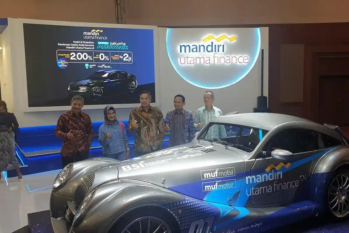 Mandiri Utama Finance Mejeng di Gaikindo Jakarta Auto Week 2023, Kasih Bunga Mulai 2 Persen