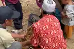 BEGINI Kondisi Ibu di Desa Kopeang Mamuju Pasca Bersalin di Jalan Rusak