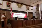 Paripurna-DPRD-Balangan-membahas-17-usulan-Raperda-yang-menjadi-produk-hukum.jpg