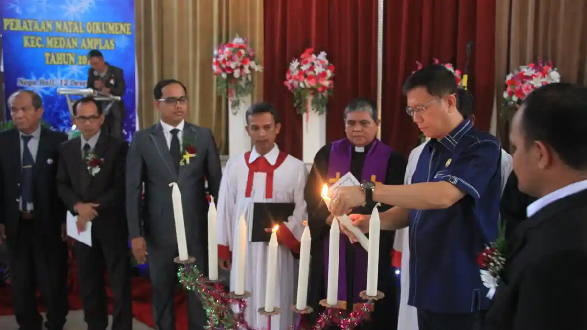 Natal Oikumene Kecamatan Medan Amplas Angkat Tema Hiduplah dengan Damai