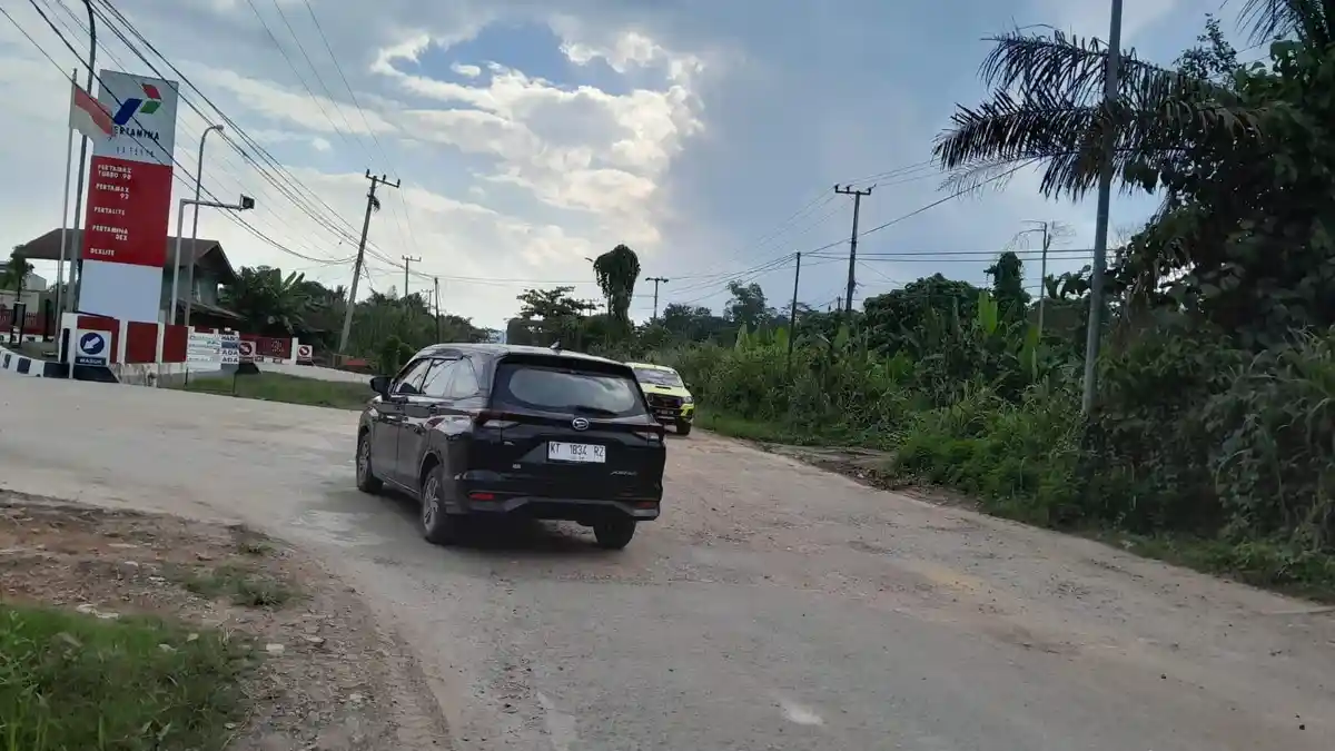 Komentar Warga soal Jalan Kabo Jaya Kutai Timur, Ada Perbaikan tapi Tidak Lama Rusak Lagi