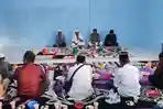 Pemdes Sarigadung  Tanahbumbu Manfaatkan Buka Puasa Bersama Jadi Wadah Satukan Visi Membangun Desa