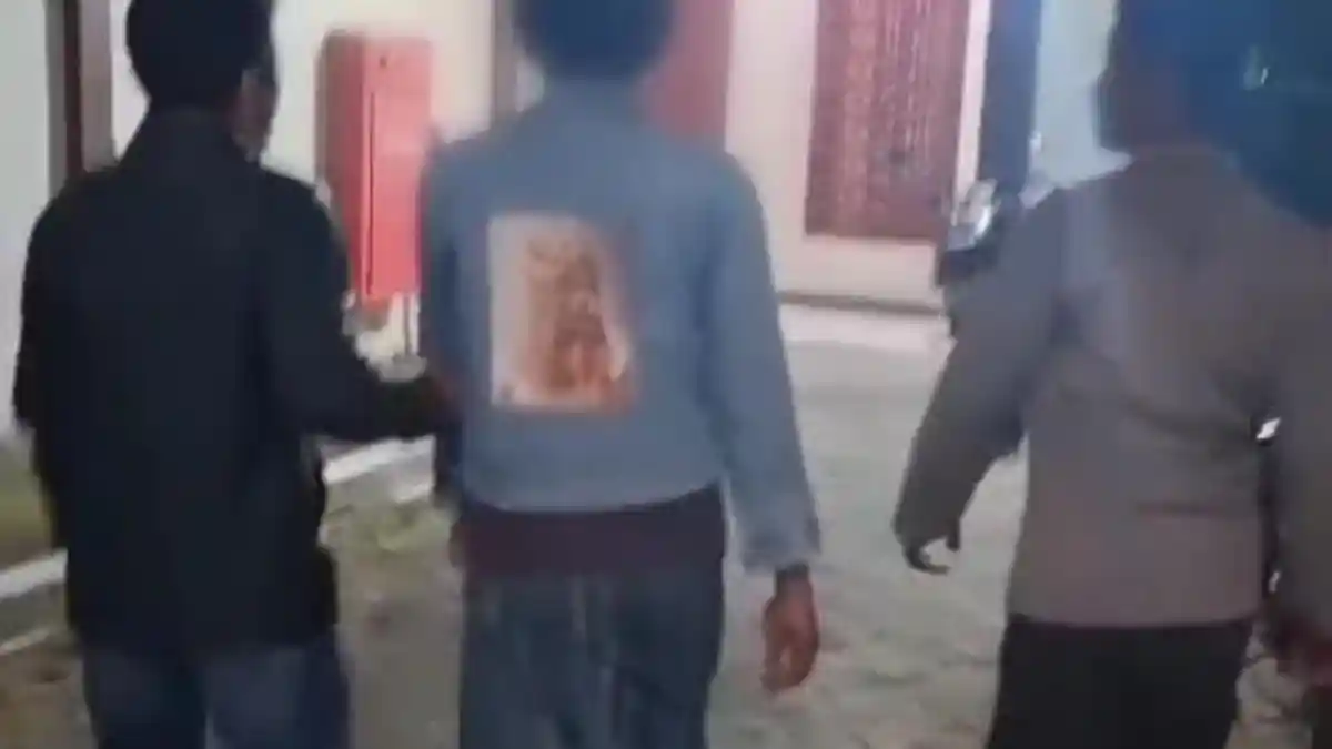 В Ламонгане мужчина с психическим расстройством разрушил свой дом, после чего его экстренно госпитализировали