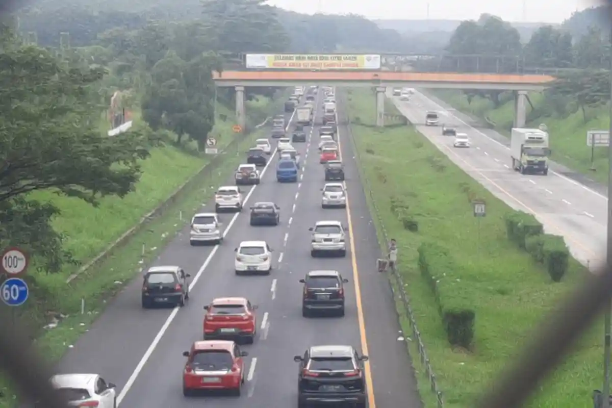 Urai Kemacetan di Arus Balik Lebaran 2025, One Way Nasional Diberlakukan Minggu dari GT Kalikangkung