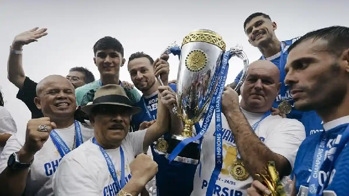 Pelatih dan Dua Pemain Persib Bandung Berpeluang Raih Penghargaan Terbaik