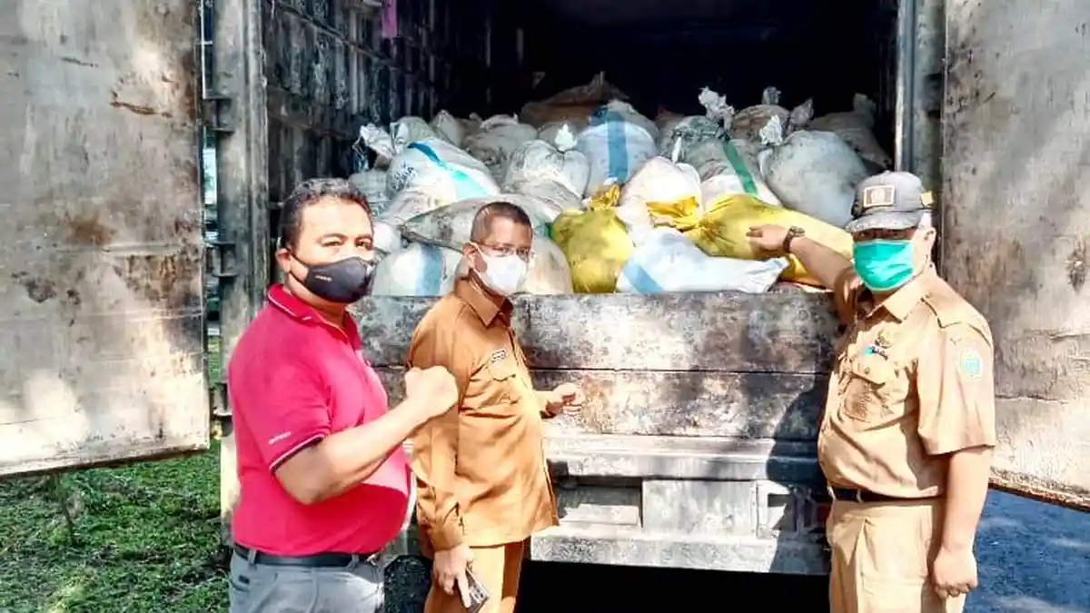 Belum Dapat Untung, 17 Ton Getah Pinus Ilegal Milik Penyadap Keburu Disita Polisi Hutan