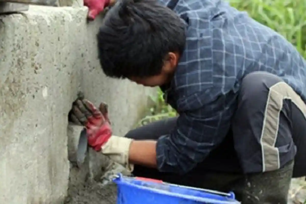 Cewek Ini Tolak Cinta Kuli Bangunan, 5 Tahun Kemudian Ini yang Terjadi