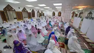 shalat-tarawih-14042021.jpg