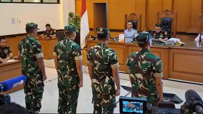 BREAKING NEWS: 4 Oknum TNI Pelaku Penyiraman Air Keras ke Andrie Yunus Divonis 1,5 - 3 Tahun Penjara