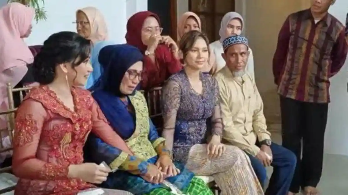 Ayah Indah Permatasi Bantah Putrinya Berkonflik dengan Sang Ibu