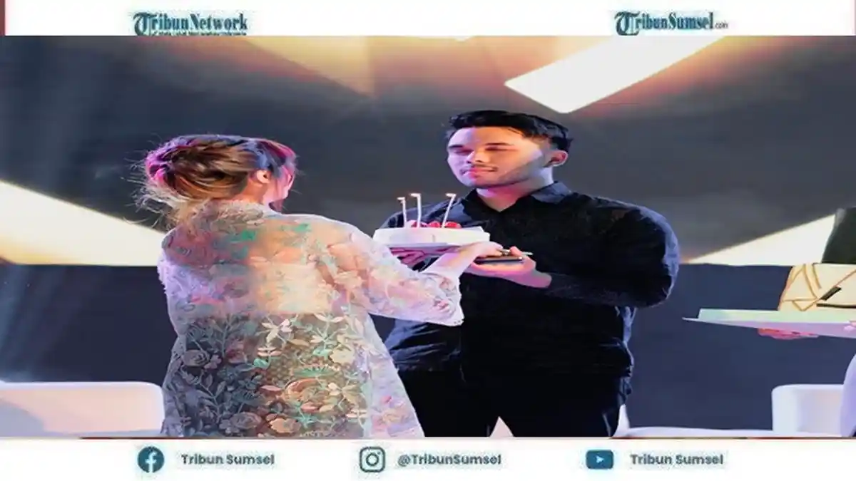 Bikin Panik Thariq Halilintar, Aksi Fuji Saat Pegang Kamera Mahal Disorot, Adik Atta : Aduh Ngilu