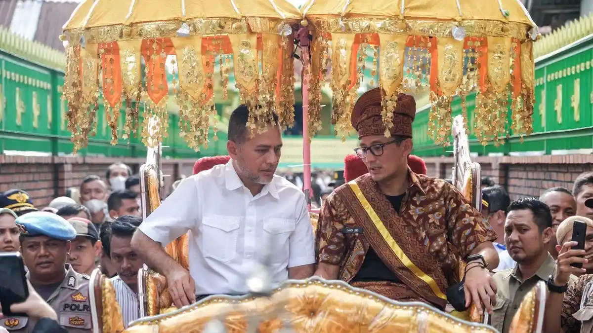 Menparekraf Sandiaga Salahuddin Uno Kunjungi Rumah Adat Puri Melayu Sri Menanti di Tebingtinggi