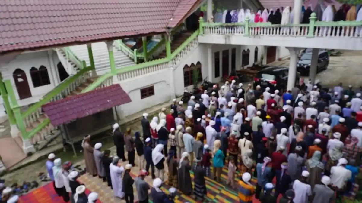 Pondok Pesantren Syekh Salman Daim Menggelar Salat Id Selama Dua Hari