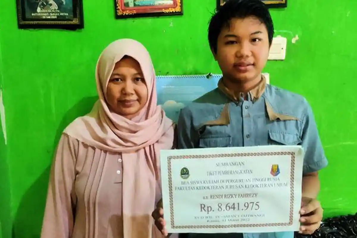 CERITA Anak Yatim di Majalengka Raih Beasiswa Kedokteran di Rusia, Ayahnya Meninggal Karena Covid-19
