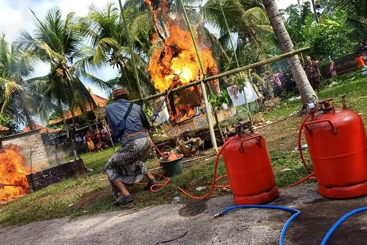 UPDATE: 2 Korban Kompor Mayat Meledak di Jembrana Derita Luka Bakar 5,5 dan 18 Persen