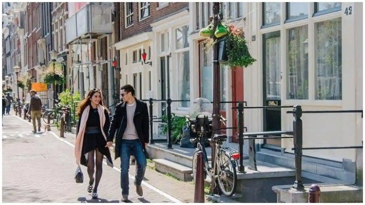 5 Cara Liburan Hemat ke Luar Negeri dengan Anggaran Terbatas, Lakukan Tips Ini