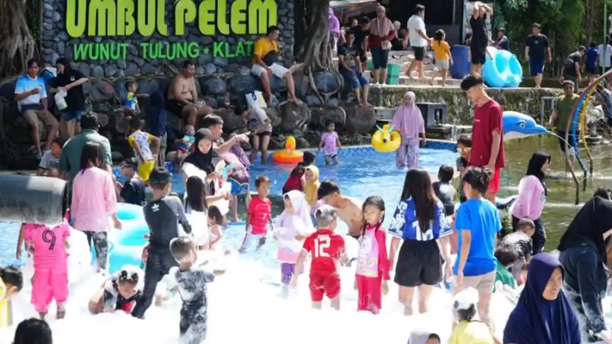 Tumplek Blek! Umbul Pelem Klaten Dikunjungi Belasan Ribu Wisatawan Saat Libur Lebaran 2025