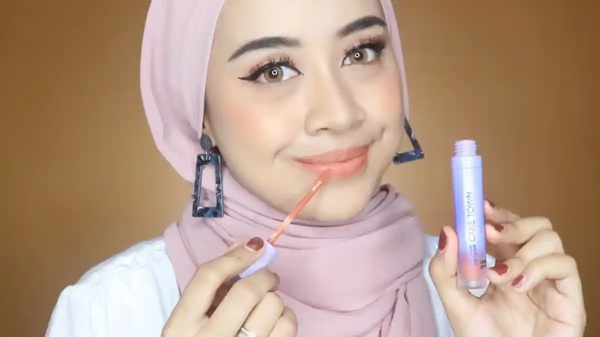 Konsen di Fesyen dan Kecantkan, Ini Tips Jadi Influencer Dari Sulastri Devi