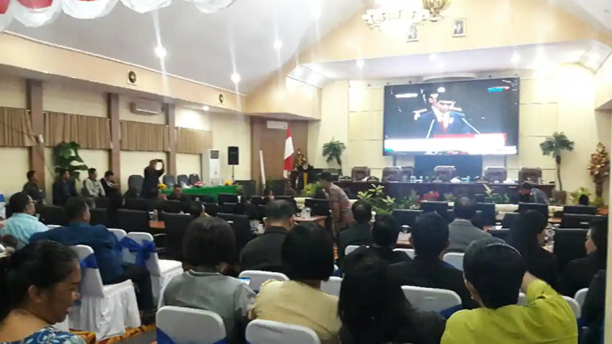 Wakili Wali Kota, Wawali Hadiri Rapat Paripurna DPRD Kota Manado