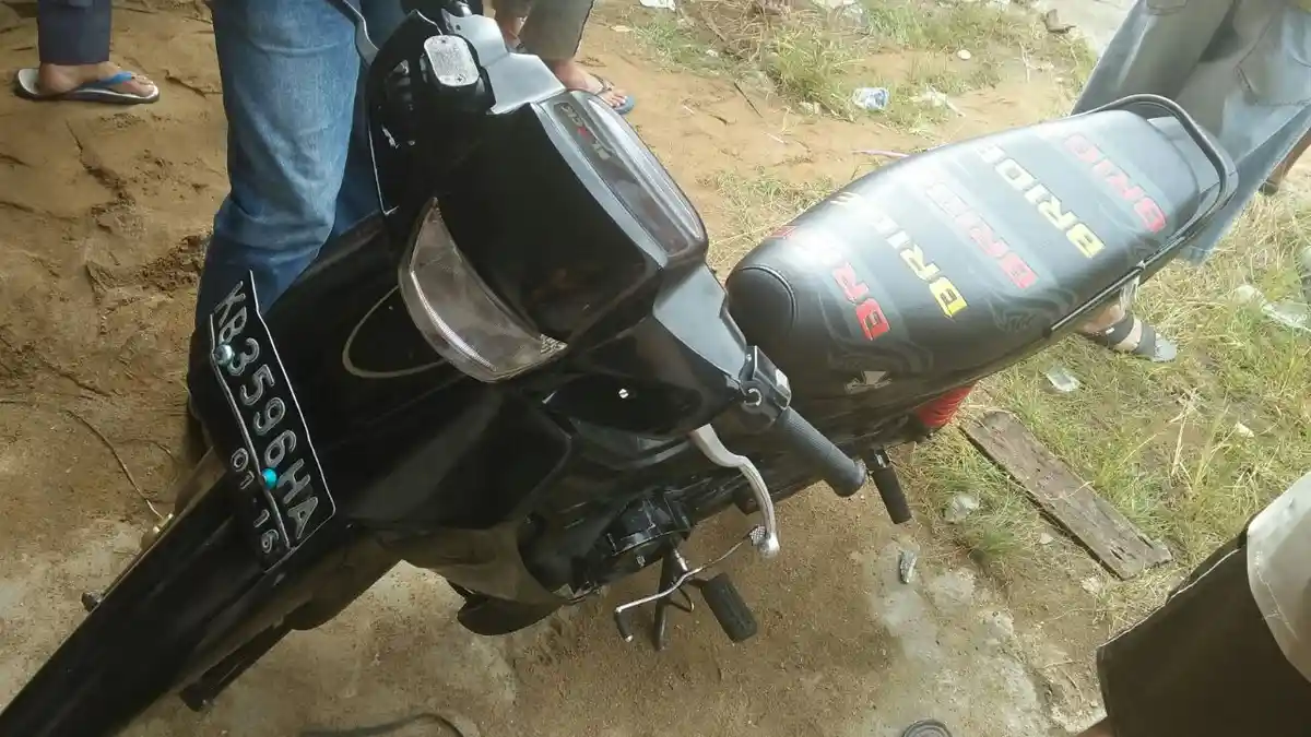 Kedapatan Sedang Bobol Rumah Walet, Seorang Pelaku Ditembak Polisi