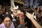 Ganjar Kenakan Baju Adat Rote Mahfud MD Pakaian Adat Madura