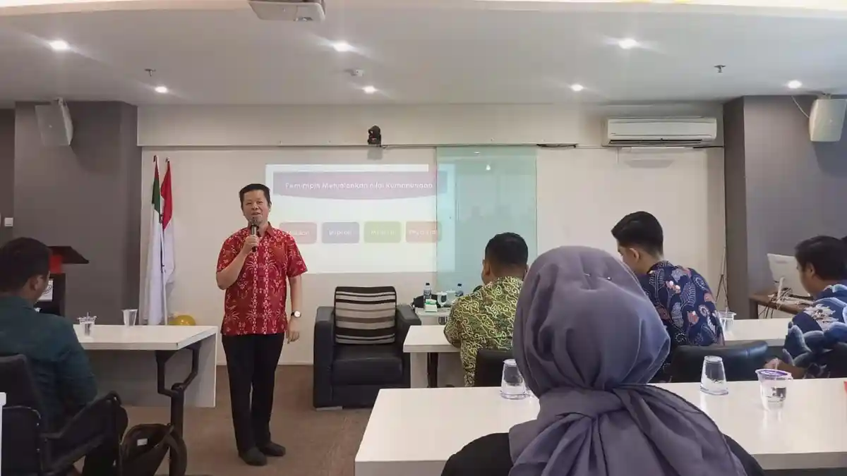 CEO Mahkota Group Beri Kuliah Umum Global Leadership di Universitas MTU